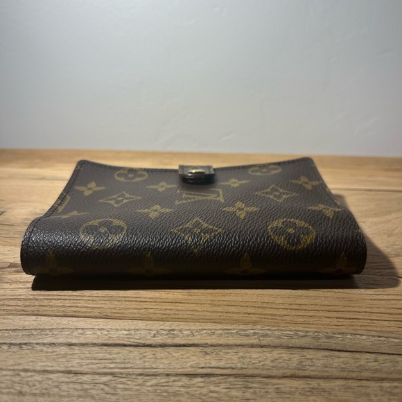 1998 Vintage Louis Vuitton Agenda Monogram Wallet; CA0948; made in Spain - Picture 4 of 13